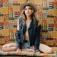 Somethings Got Ahold Of Funk - Carly Pearl (PausePlay Mashup)