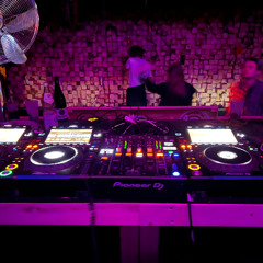 Cosy Festival 25 Creator floor closing thursday