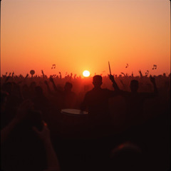 Close your eyes and dance!!!