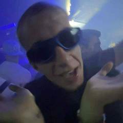 01 Genesy & Tech-House