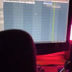 Mike 290 - (cover PTK)- krvácej na zemi.