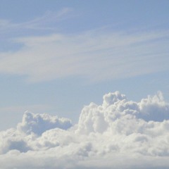 Hier in den Wolken mit dir