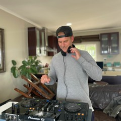 Natural Groove Odyssey: Ethereal Journeys in Organic House