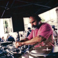 Square Party: Wes Baggaley  150624