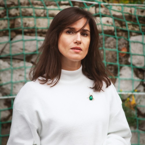 Stream Myriam Leroy Le mystère de la femme sans tête by SonaLitté
