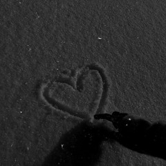 <3