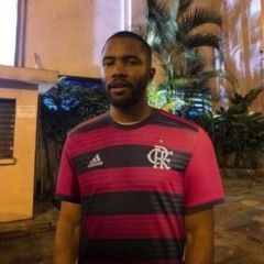 ESSA FAZ OS MLK CHORAR [[catzin]]