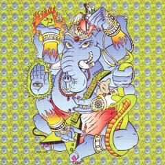 Trong kho đồ còn vân vân