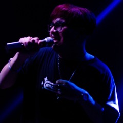 Ounce (fumaba una banda)