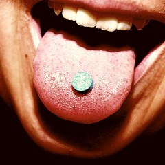 e pill ft. Syrup (prod. Strange)