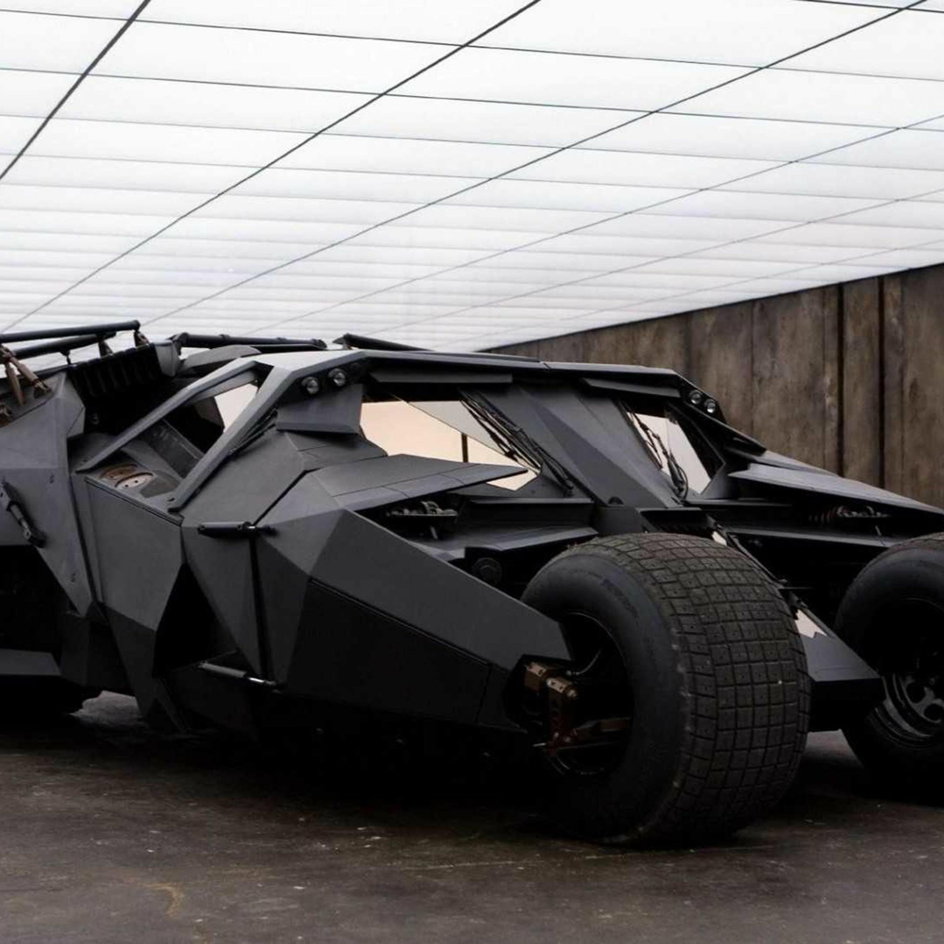 Overdrive: Batmobile documentary, Kia Rio, Dealers don’t mention safety features; Lexus milestone thumbnail