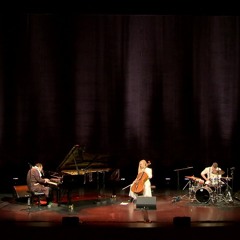 Chilly Gonzales - Take Me To Broadway