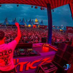 TOZA & Krowdexx - ID (LIVE @ Intents Festival 2025)