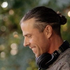 2025 Wedding Dinner set (live @ Hatley Castle