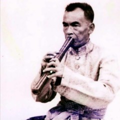 สารถี ครูเทียบ คงลายทอง เดี่ยวปี่ใน