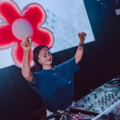 LINDA LENOR - COSMIC SESSIONS 002 - España.