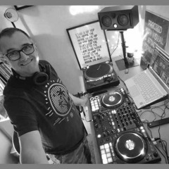 Café del Carr/Anniversary House Mix