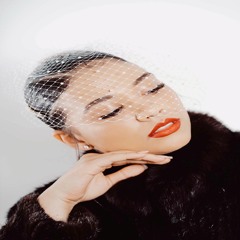 Hillary Banks