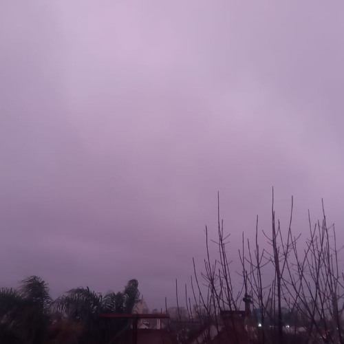 TEARS ROUND DOWN MY EYES