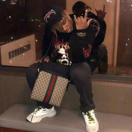 pour up a 6 -juice wrld