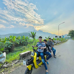 VIETMIX_2024_-_ĐI_GIỮA_TRỜI_RỰC_RỠ_REMIX_FT_MY_LOVE_HOT_NEW - tunlume.(tnn)