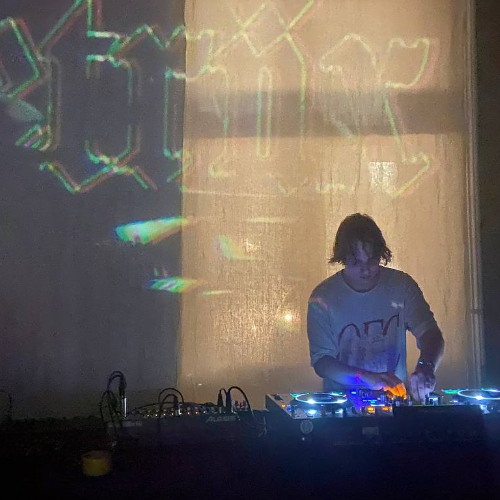 TRETRIIX - VODKA [FREE DOWNLOAD]