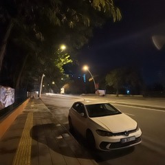 Akşamüstü Cadde Serin (Ahmet Balcı Damga hoodtrap)