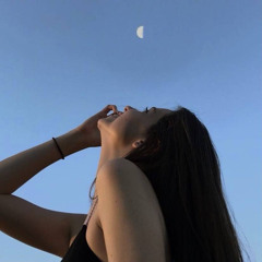 Она меня не любит она мне разбила серце💔