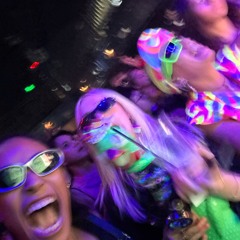 DiaMoNDs oN mY MiNd x MaU P