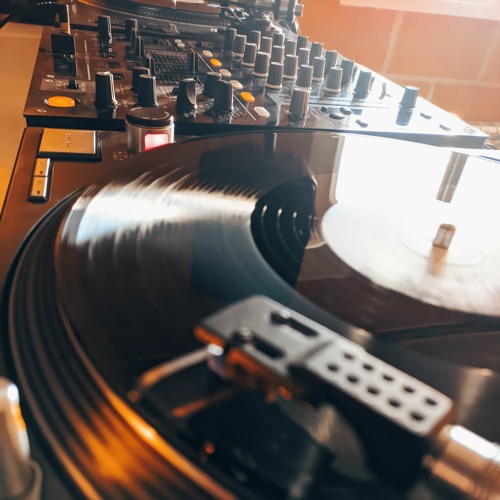 Mixes from home Vol.1 :Jesus Gonsev June 22 Mix