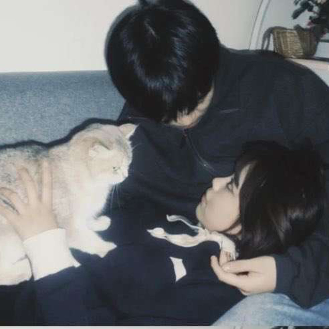 Stream She Looks Just Like A Dream by sau/d | Listen online for free on