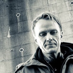 Durch Flur und Wald es schallt sobald