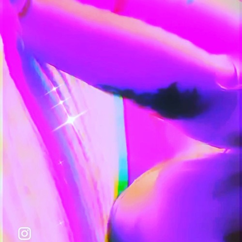 AuraRa - Кто ты такая .mp3