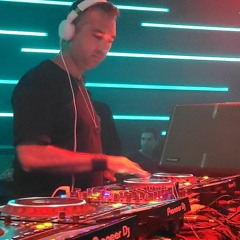 Rooz opening set for Chris Liebing at Halcyon SF - Oct 7th 2022