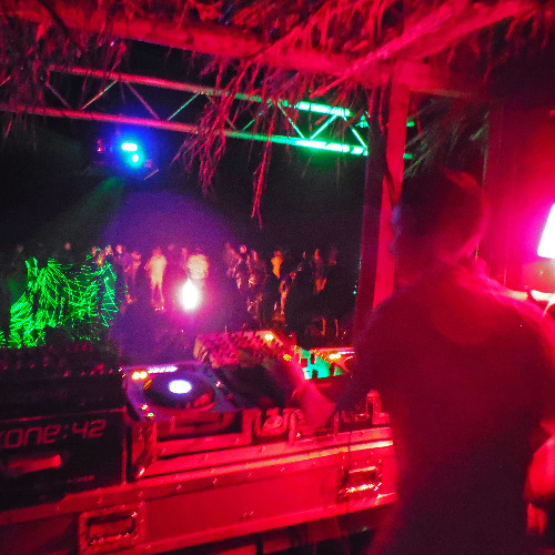 Pashton Kutcher - Finding Ganesha