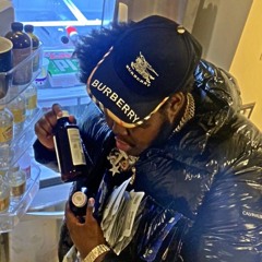 Xanman ft BigGav - Hola Bitch