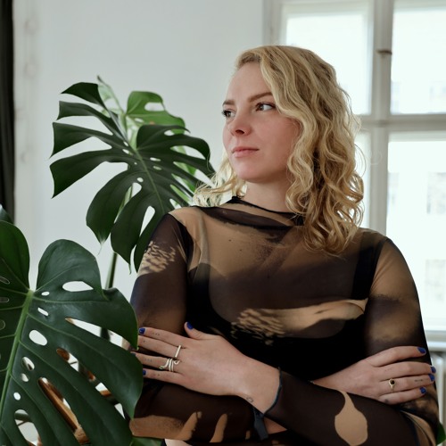 SXDNS436 // Sophia Wach
