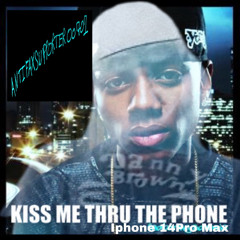 Kiss Me Thru The iPhone 14Pro Max