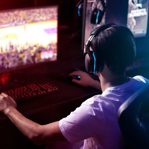 Edd Stanton Sparkles: A Gaming Legend Expanding His Brand with Exclusive Merchandise