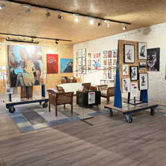 L'Exposition Reboot, une exposition massive qui revivifie l'ancienne laiterie de Massais