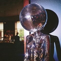 MANNEQUIN REMIX