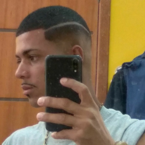Vinte três  minutinho