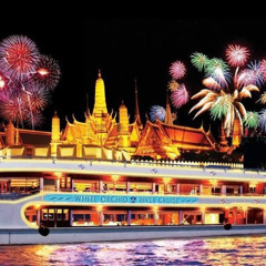 Review Top Bangkok Dinner Cruise on the Chao Phraya River