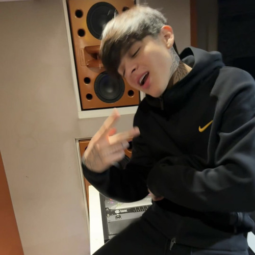 strangeputtaaa (dumbbfreestyle)