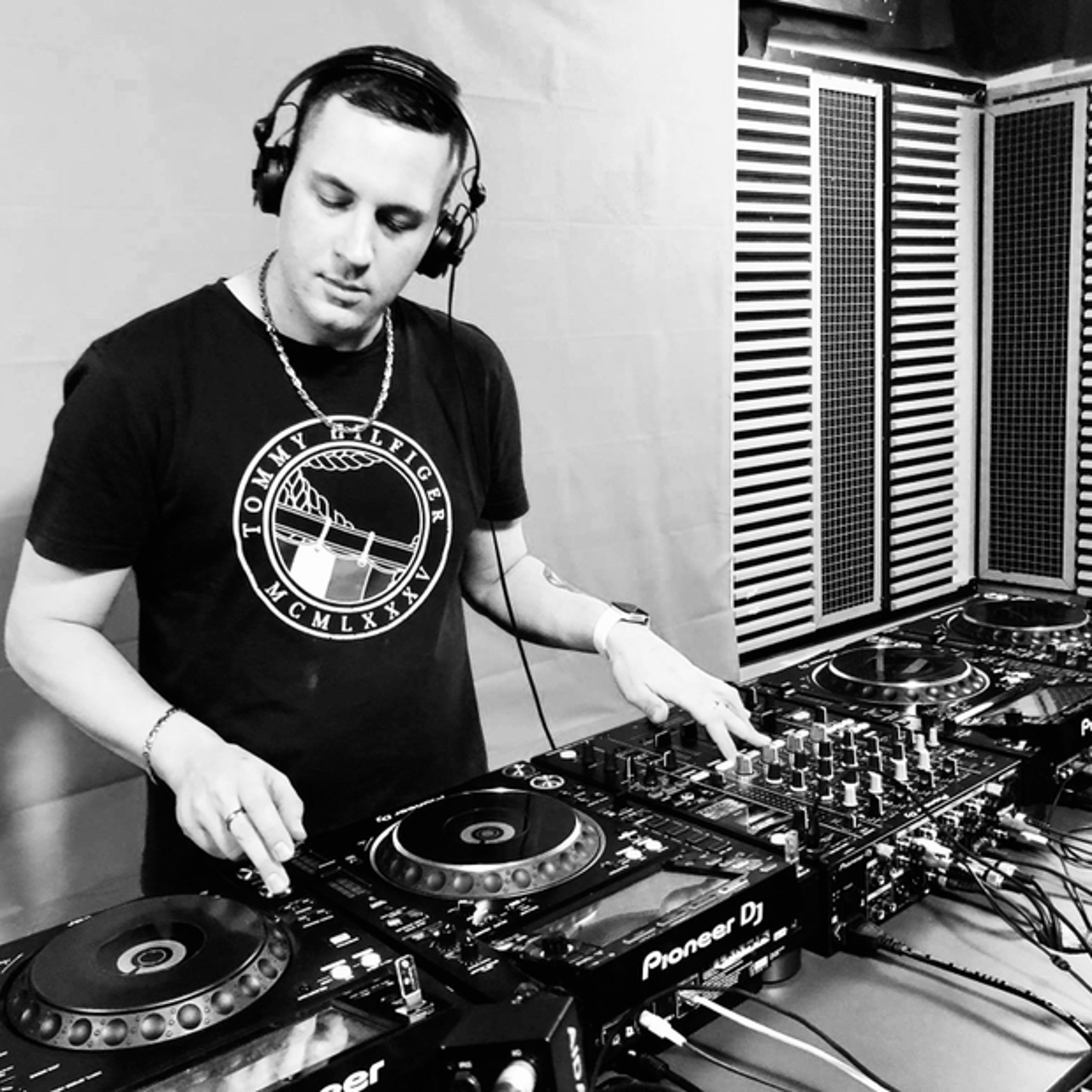 Radioshows, Live DJ Sets, Promo Mixes mixed by JOSEMADEIRA