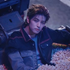 item - straykids (sped up)