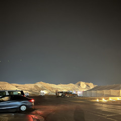 مثل المطر مهما هطل ما أكتفينا