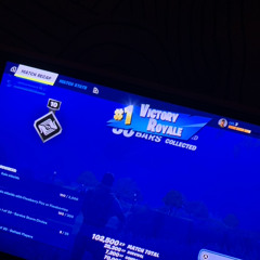 come thru • the weekend 🤍🤍🤍