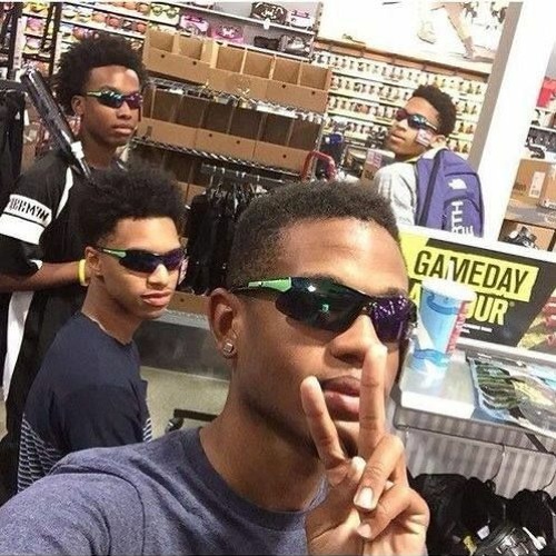 اغاني مقاطع