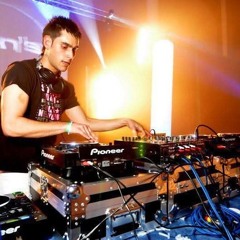 Nekfeu Feat. David Guetta, Ma Dope (Dee G Ton'$Remix).mp3